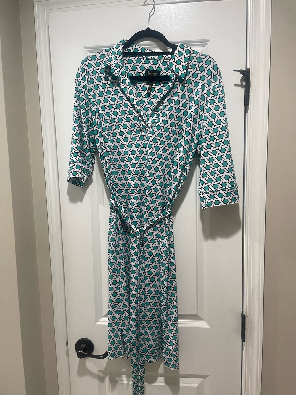 Laundry by Shelli Segal Geometric Print Wrap Dress in green  & White